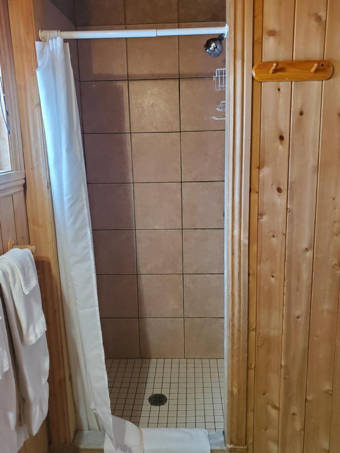 Chalets De L'Anse Ste Helene Maria Bagian luar foto