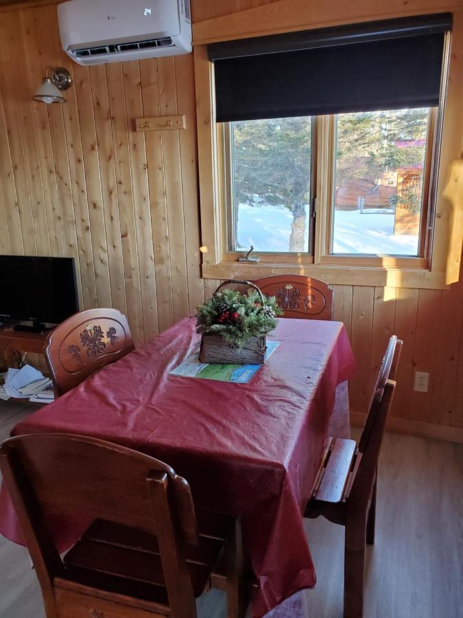 Chalets De L'Anse Ste Helene Maria Bagian luar foto
