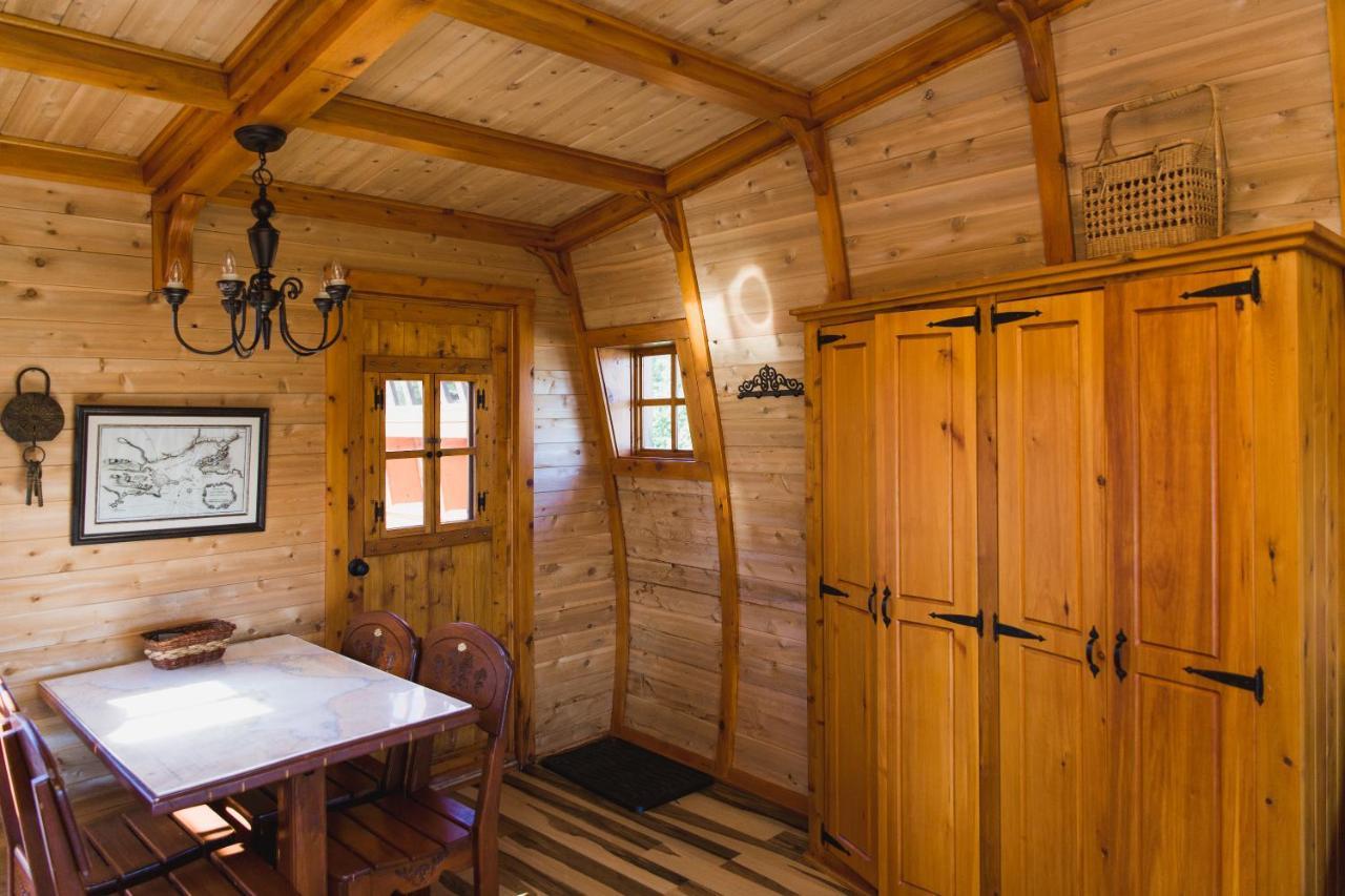 Chalets De L'Anse Ste Helene Maria Bagian luar foto